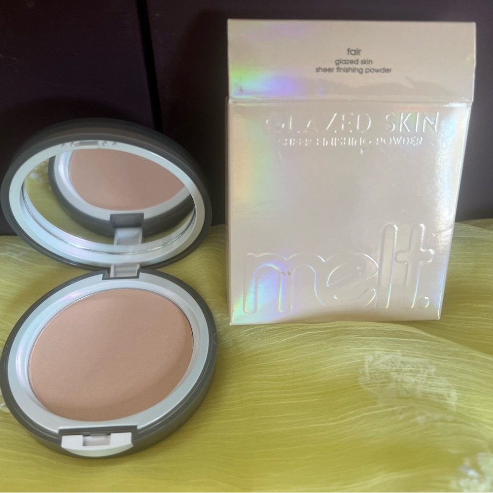 Melt Cosmetics Cream Setting Powder Matte Finish